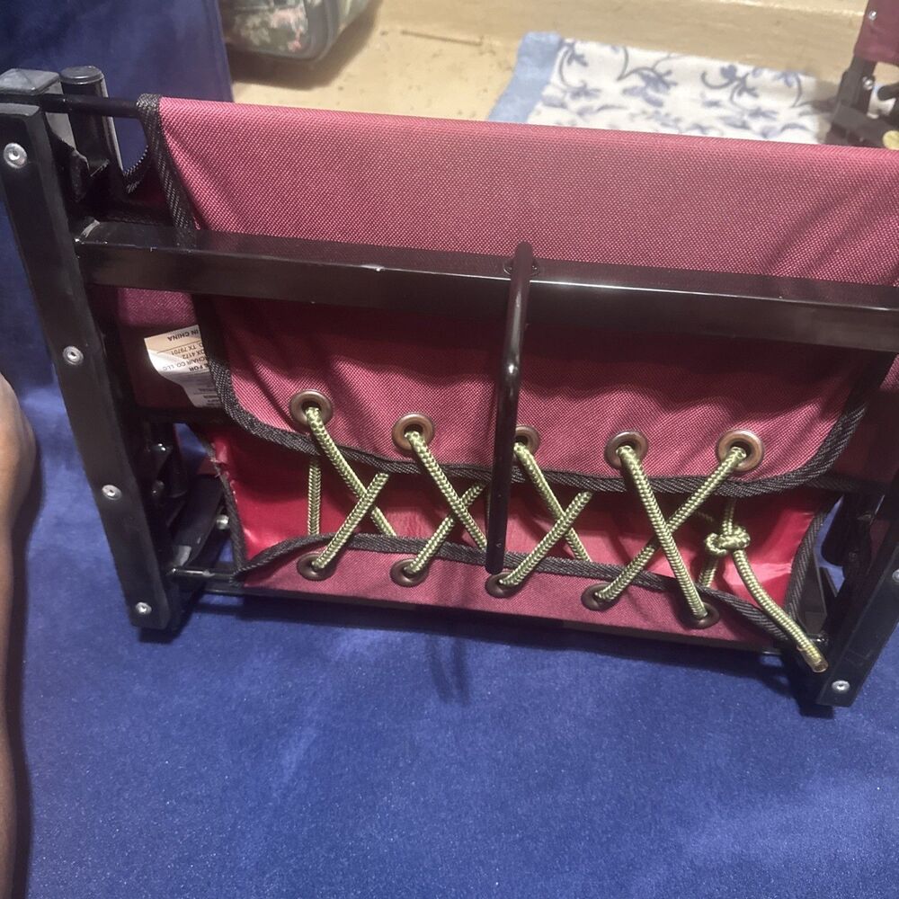 Taylor sporting Goods  R R Dragons Stadium Chair - Picture 7 of 12